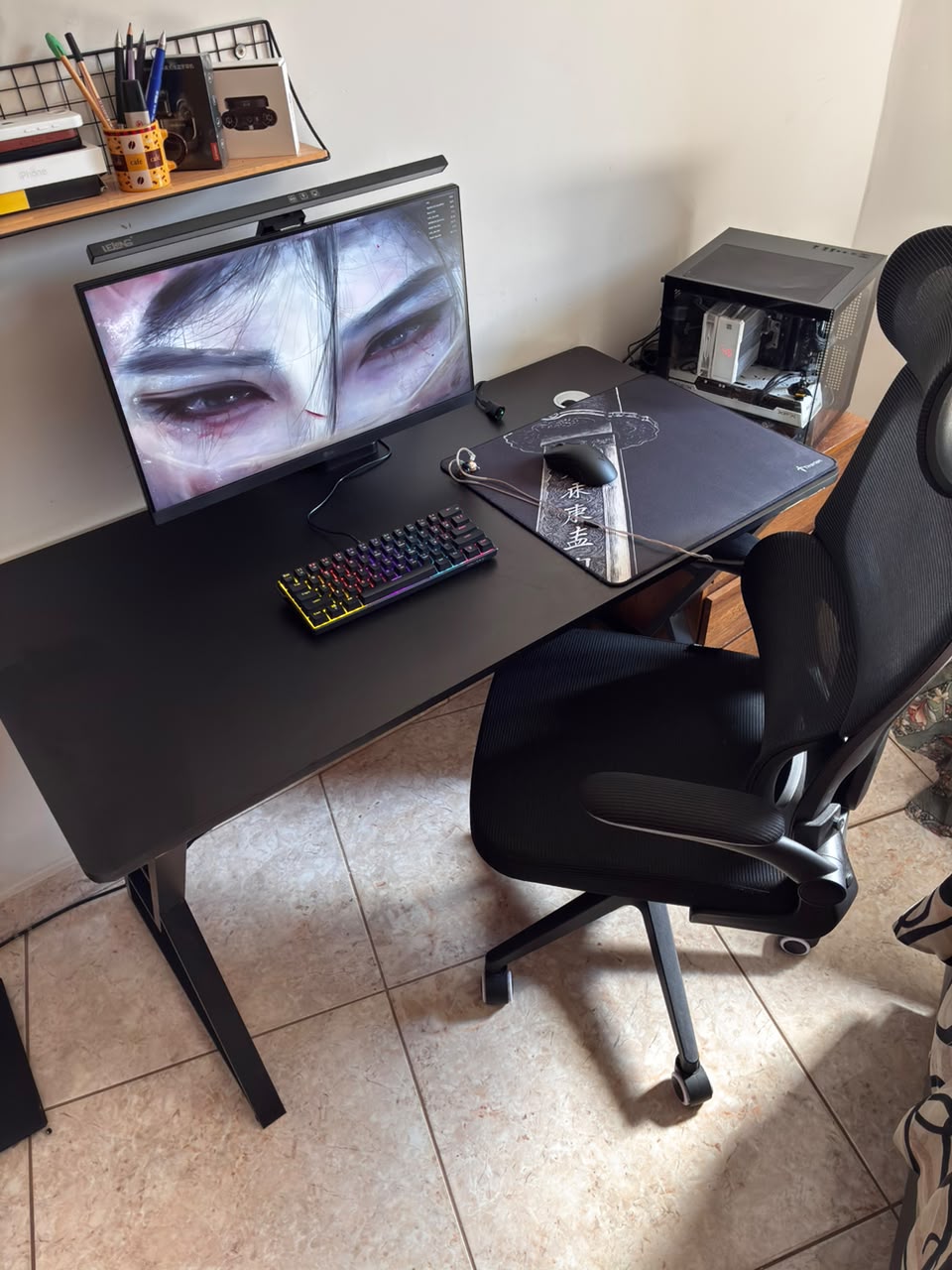 Ryzen 5 5500 + RX 7600 Triple fan White