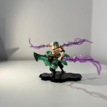Action Figure One Piece Roronoa Zoro Três Laminas